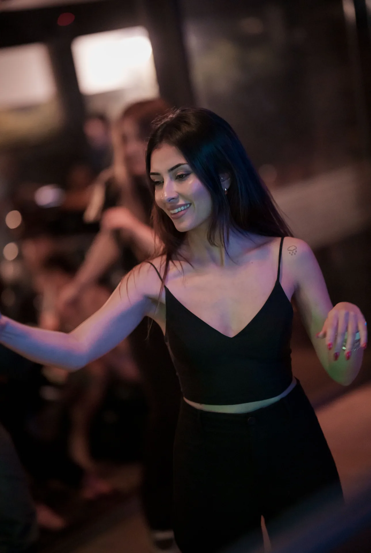Locale Sports Bar – Party